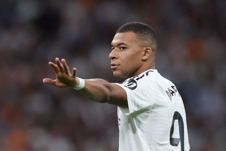 Sport Kylian Mbappé veut dominer le football en 2025