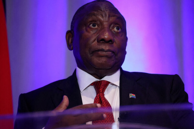 Afrique du Sud Cyril Ramaphosa limoge une ministre accusée de népotisme