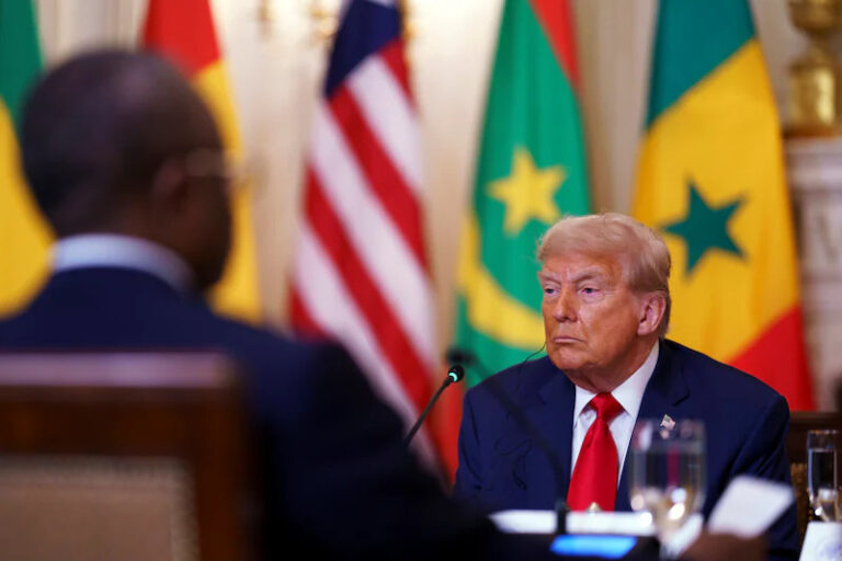 Liberia : Les propos de Trump sur l’anglais de Boakai déclenchent un tollé Liberia Les propos de Trump sur l’anglais de Boakai déclenchent un tollé