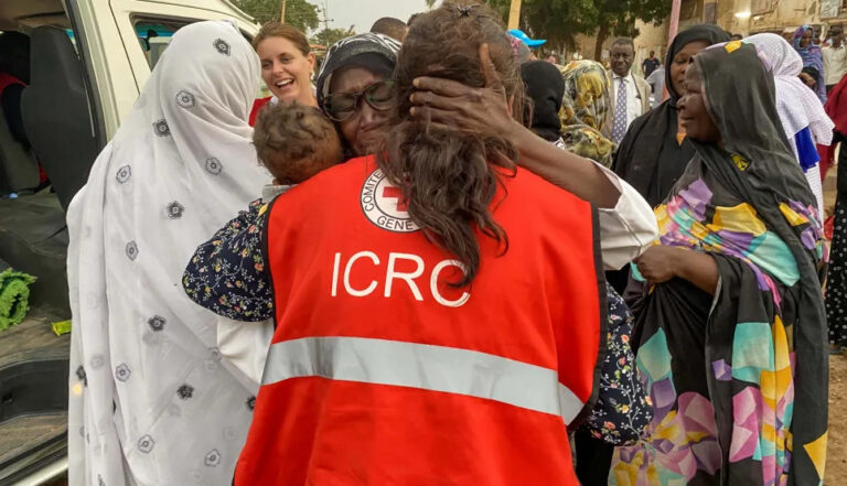 Drame au Soudan : Cinq volontaires tués au cours d’une mission de distribution alimentaire Drame au Soudan Cinq volontaires tués au cours d’une mission de distribution alimentaire
